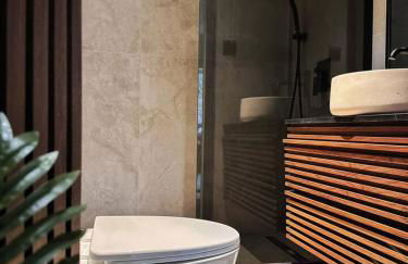 KING BED •Private Patio&Parking•Sophisticated Stay - Foto 11