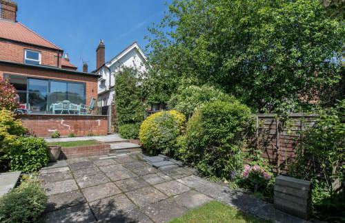 Super Chic Apartment in Beautiful Sunninghill - Pass the Keys - Foto 25