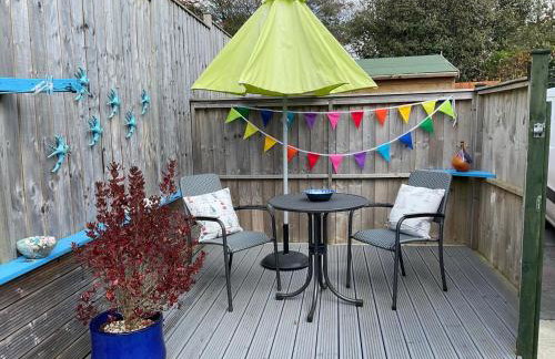 1 Bed in Par- oc-42007 - Photo 2