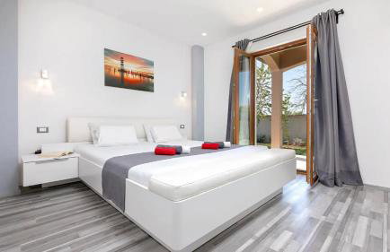 Beautiful villa Dani with panoramic view in Vizina - Foto 44