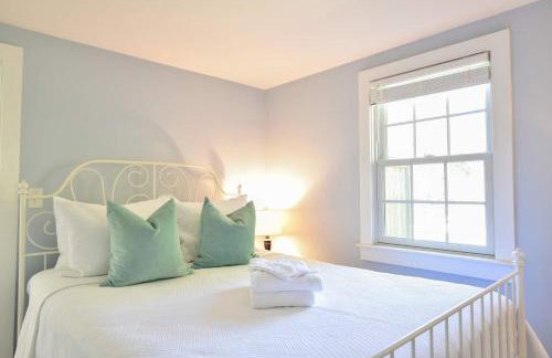 Pristine Multi-Family Home w Barn Game Room - Foto 34