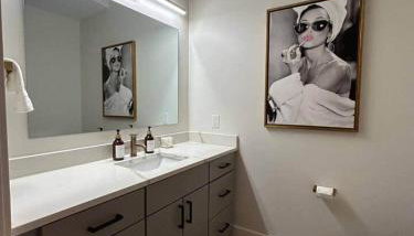 "The Vault" - 3 King Beds-3 Bath - Foto 5