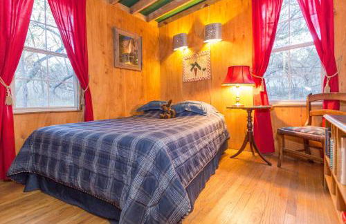 The Firehouse at Creekside Camp & Cabins - Foto 10