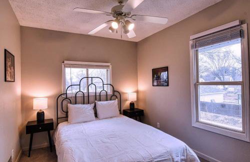 New Listing - Tranquil Retreat with Hot Tub - Foto 13