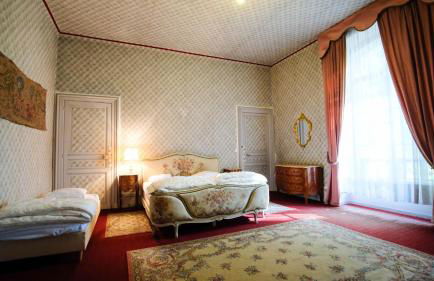 Private Castle with Park - Château Guillermo - Foto 8