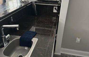 Roomy Renovated GuestHome, Desk, Yard, PetFriendly - Foto 4