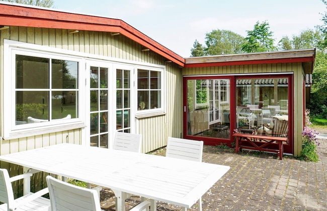 4 Person Holiday Home in Jaegerspris - Photo 6