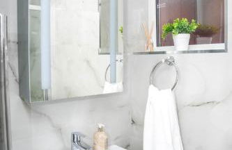 Large 4 Bedroom House Near Heathrow and M4 Free Parking - Foto 58