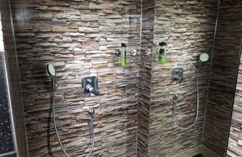 Zimmer HomeOffice Küche WLAN TV mit Terrasse&Grill +Fahrrad - Foto 36