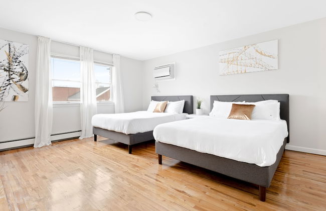 Modern Luxury Home w GameRoom & Parking - Foto 2