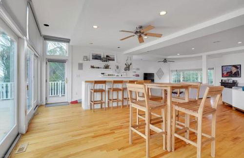 Stunning, Large, Waterfront Retreat - Foto 15