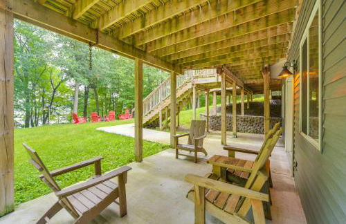 Swim Dock and Game Room Lakefront Home in Siren! - Foto 35