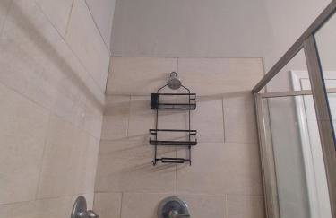 Enjoy Peace of Mind with a Modern Touch of Class - Foto 21