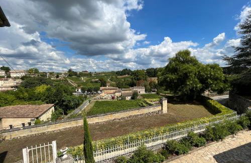 La Madeleine, nichée au cœur de Saint-Émilion - Foto 25