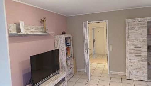 Helle schöne Dachgeschosswohnung mit Balkon - Foto 2