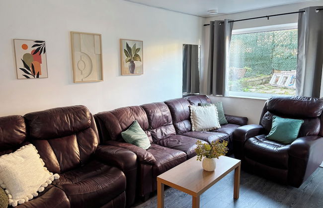 Relaxing Getaway With Hot Tub & Sauna Sleeps 6 - Foto 22