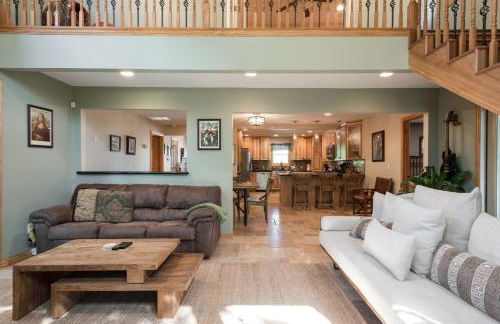 SOCO, Big 5BR, SwimSpa-seats 10, Sauna, 7 Beds - Foto 74