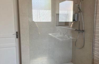 Maison de Charme avec Patio et Garage Privé Sète Centre - Photo 15