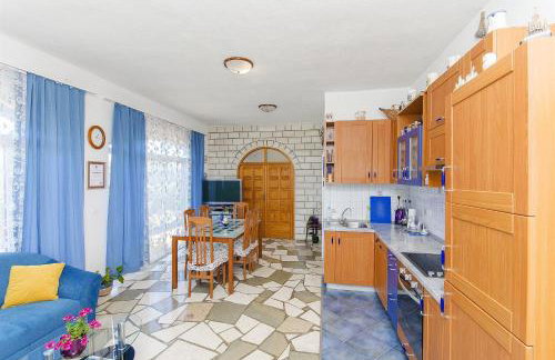 House Mladen - Photo 9