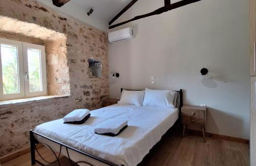 DJoumas Villa - Photo 32