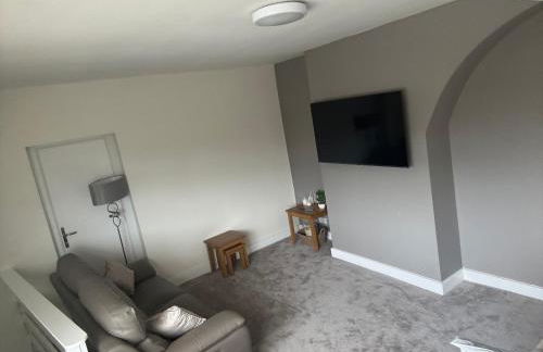 Newly Refurbished, Cosy Flat Minimum 2 nights - Foto 1