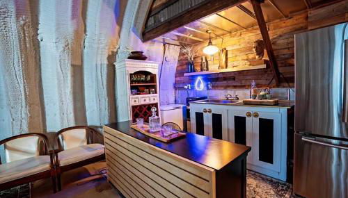 Hill Country Hangar with hottub, 7 minutes from the river and lake - Foto 4