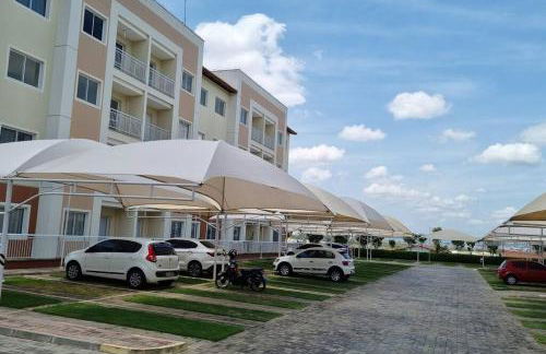 Apto completo com 02 quartos climatizados, estacionamento e portaria 24 horas, próximo ao Aeroporto! - Foto 8