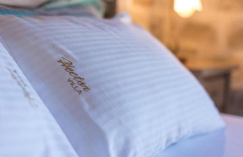 Hectoras Villa in Plaka BY APOKORONAS-VILLAS - Photo 33