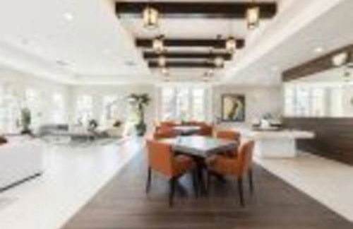 BRAND NEW 3 bedroom near DISNEY / Wi-Fi / Parking - Foto 4