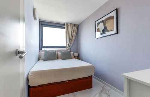 Penthouse Duplex with TOP Views! - Photo 24