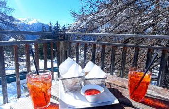 Ski apartment Sellette San Sicario Alto - Photo 69