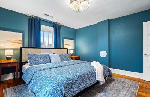 Roberson House Private Pool Walk to DT Sleeps 12 - Foto 25