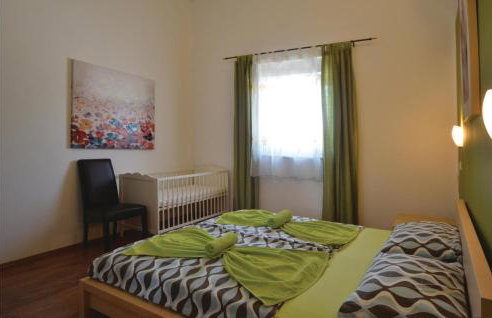 Gorgeous Home In Kanfanar With Wifi - Photo 50