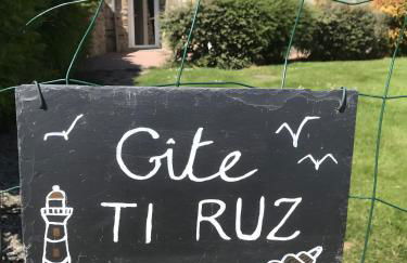 Gîte Ti Ruz - La Cour Chevalier - Foto 2