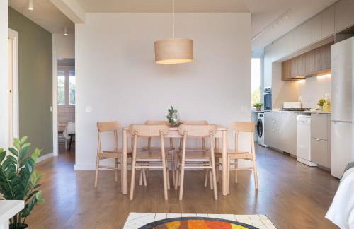 LETS HOLIDAYS Beach front apartment in Gavà Mar, Pine Beach - Photo 25