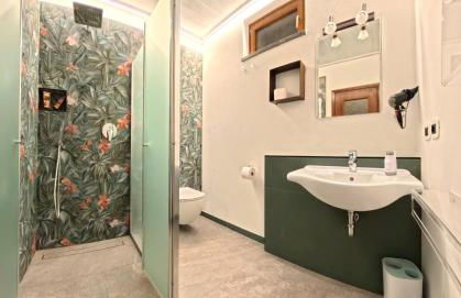 Villa Arianna Lake View Apartments with Pool - Foto 30