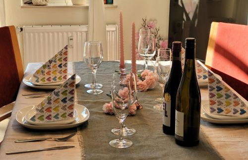 Schaake Hooksiel - Charmante Reetdachwohnung & Kostenfreier Parkplatz - Foto 6