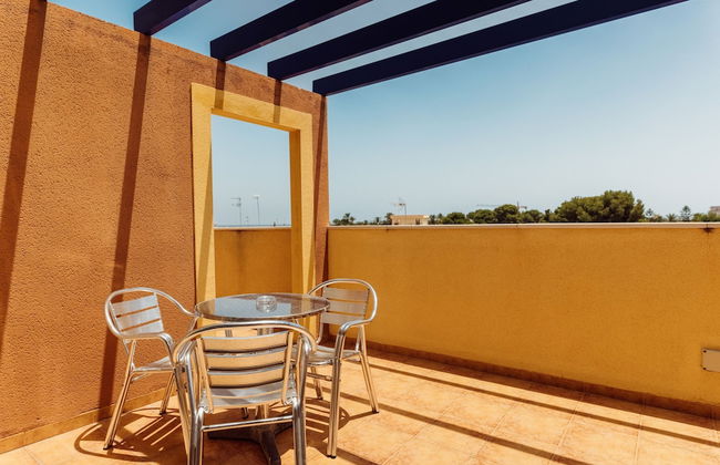 Aparthotel Bahía - Photo 36