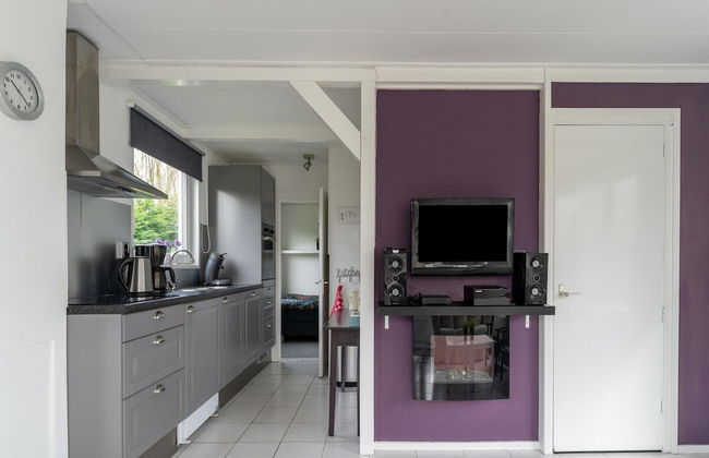 Holiday Home in Zeeland Near Lake - Foto 8