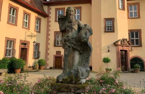 Private apartment in historic castle from 1608 with tenniscourt - Foto 34