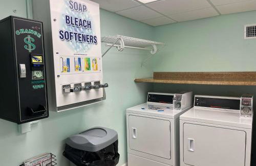 Hutchinson Island BeachFront Heated Pool Balcony Top Floor - Foto 21