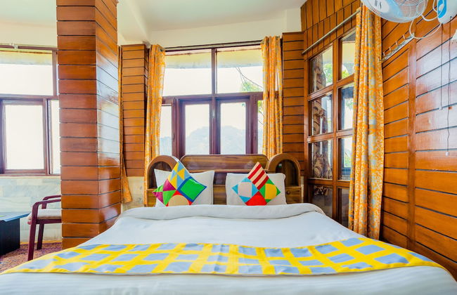 OYO 13693 Home Royal Wood 3BHK Mall Road - Foto 4