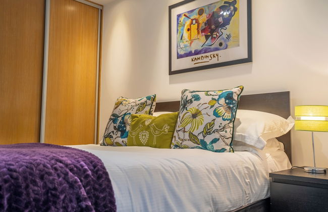 Pod Rooms - Nell Gwynn House Apartments - Photo 59