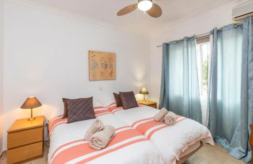 VILLA BARRANCO Big terrace, private pool & parking - Photo 40