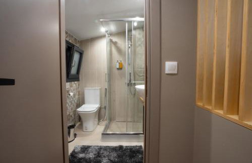 THE ROOMS - Photo 24