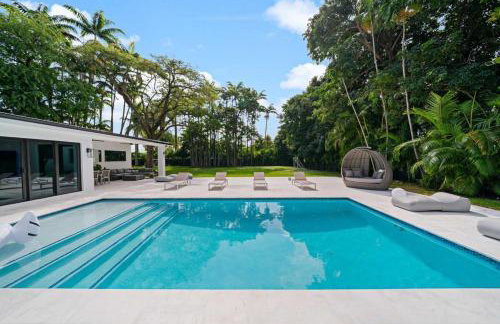 Luxury Villa Azure with Heated Pool 20 minutes to Beach - Foto 52