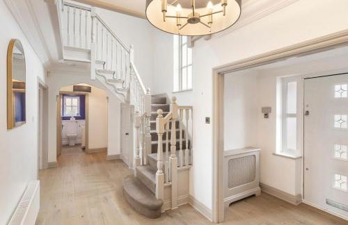 Relaxing Coastal Getaway Perfect for Families - Foto 17