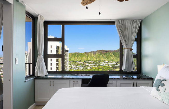 Diamond Head and Ocean views with King Bed and Parking - Photo 81