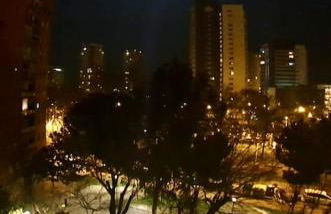 8 min walk to the beach & 10 min walk to Convention Centre ! - Photo 32