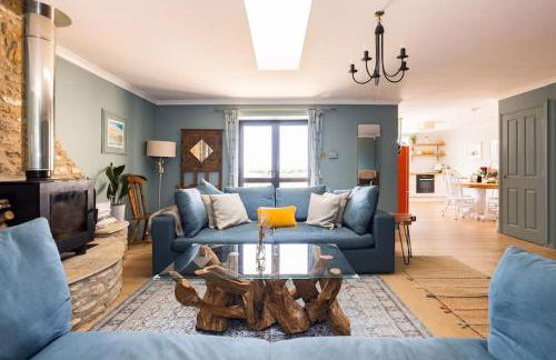 Luxurious Complex: 2 barns together edge of Frome - Photo 15